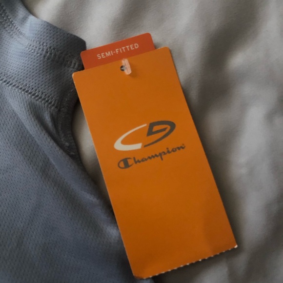 Workout Top - Picture 4 of 5